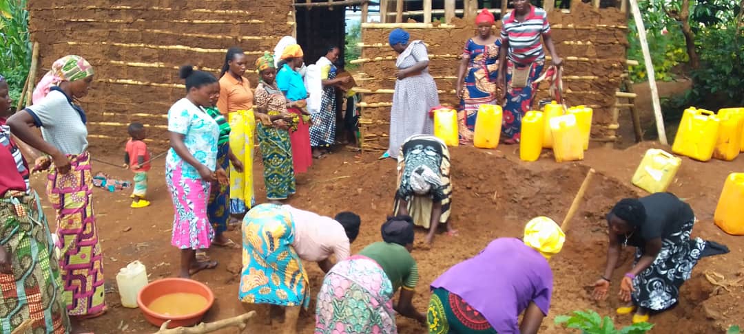 Kuri uyu wa 07/12/2023  mu  mudugudu ntangarugero wa Mutimawurugo ,CNF  yo mu  Murenge wa Nkombo  muri <a href="/Rusizidistrict/">Rusizi District</a> bakoze   umuganda  wo guhoma  inzu y'umuturage utishoboye  <a href="/DrKibiriga/">Dr. ANICET KIBIRIGA</a> ,<a href="/KamanziJackline/">Jackline Kamanzi</a> ,<a href="/RwandaWest/">Western Province I Rwanda</a> ,<a href="/RwandaWomen/">National Women's Council</a> ,<a href="/AnnemarieDukuz2/">Anne marie Dukuzumuremyi</a>