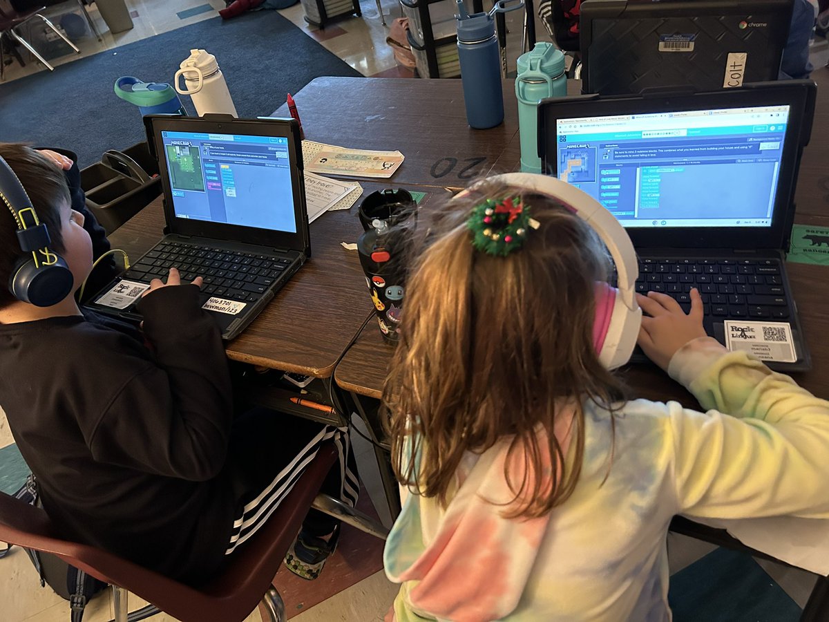 Paige Conti tweet media