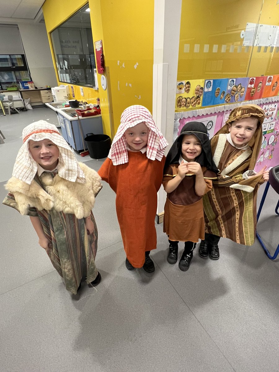 PrimaryHilltop's tweet photo. P1a looked fantastic in their costumes this afternoon for their first nativity performance. Everyone was a superstar and Miss Brown is so proud of you all 💫🎄 https://t.co/jkDMirfzsC