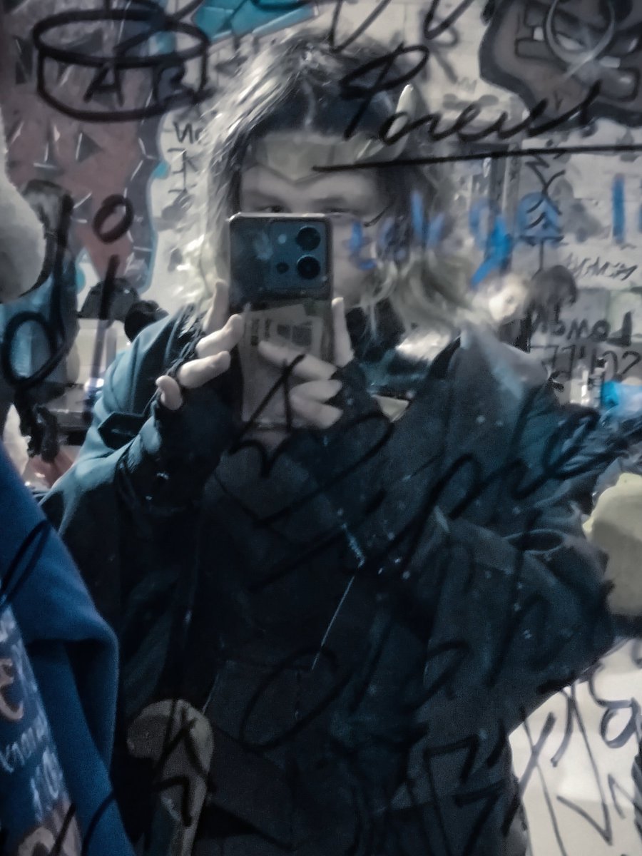 JasonSaef's tweet image. I finished cosplay a long time ago and wore it at the festival, but I didn’t get around to formatting it. 

#cosplay #cosplayer #Marvel #lokiseason2    #Silvialoki