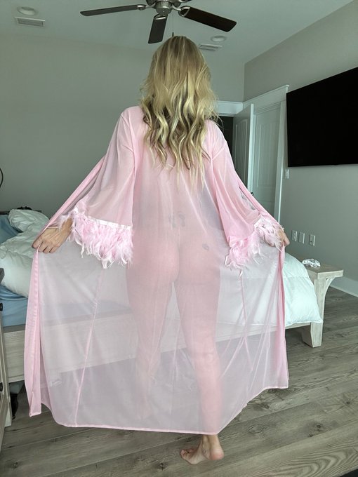 Just waiting on the laundry to finish. No reason though, just waiting for it 😂 https://t.co/x4Op5Sd1<a href="/tag/merica"class="tags"><span>#merica</span></a>