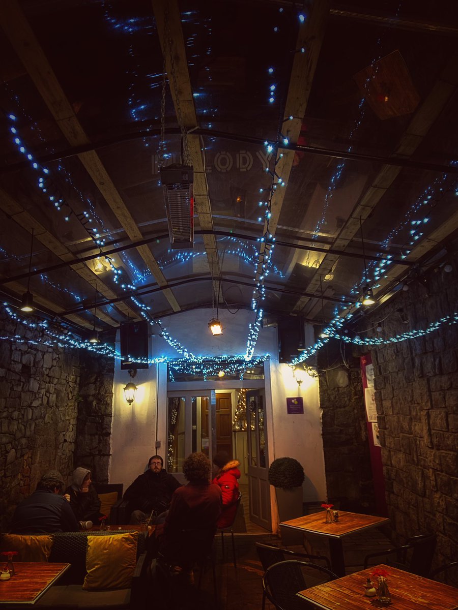 EWCLimerick's tweet image. Remembered to take a photo! Round of applause?! 4th EWC meeting will be 14th December, 5:30PM @MelodyLK3.