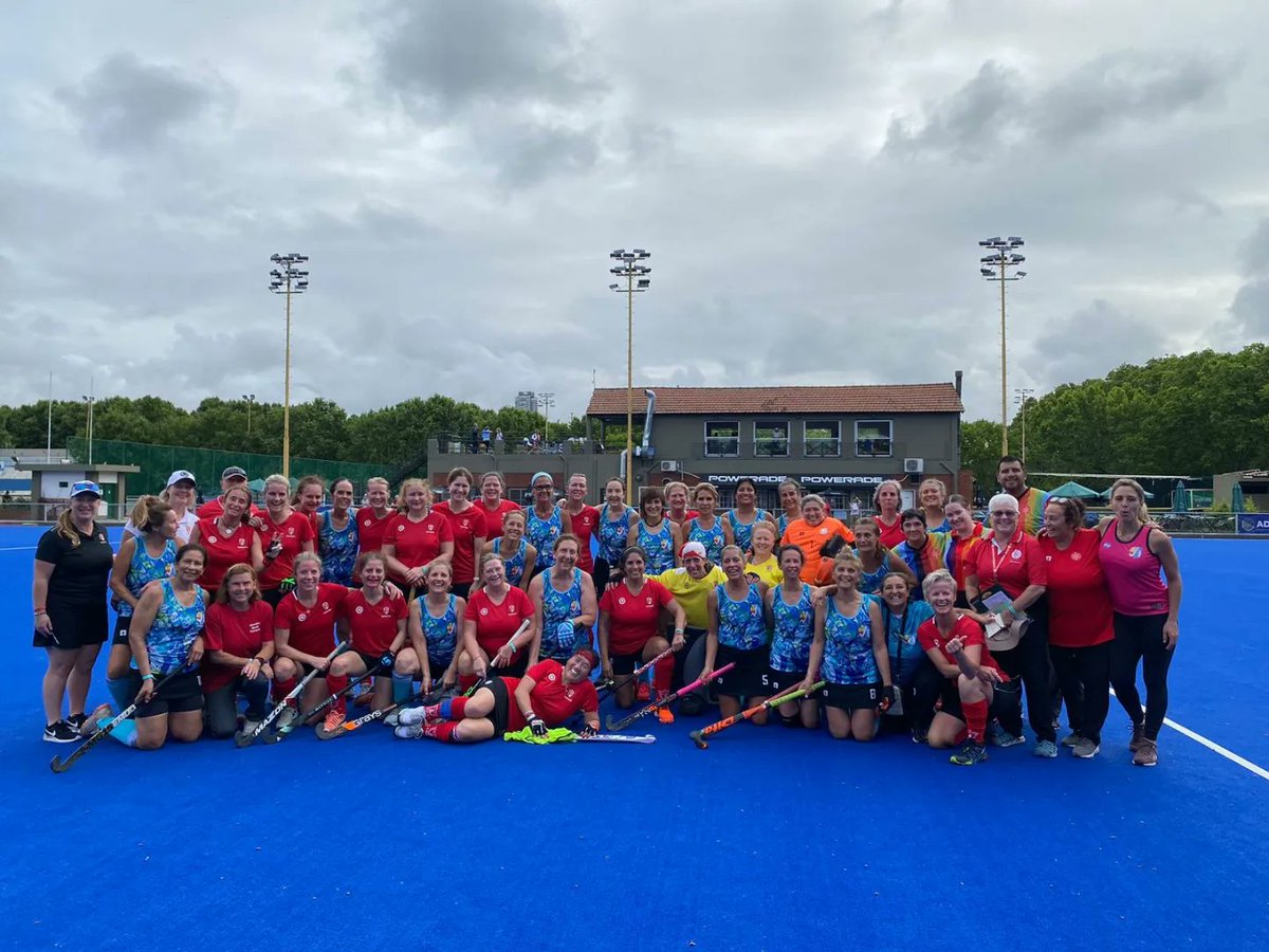 Two days in the books at the World Masters Hockey Pan American Continental Cup in Buenos Aires. We're so proud of our amazing women's masters teams competing! Results, live stream, information: fieldhockey.ca/world-masters-… #FHCteamofteams #WMHPACC