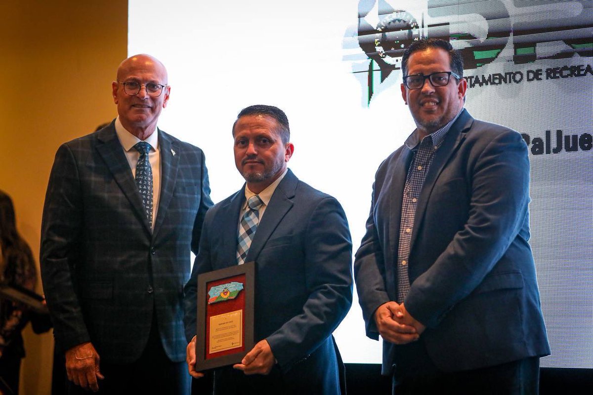 recreaydeportes's tweet image. 🏆🌟 ¡Celebrando el talento y el esfuerzo de nuestros atletas de Alto Rendimiento! El #DRD se enorgullece de reconocer los logros obtenidos por estos destacados deportistas en competencias internacionales.