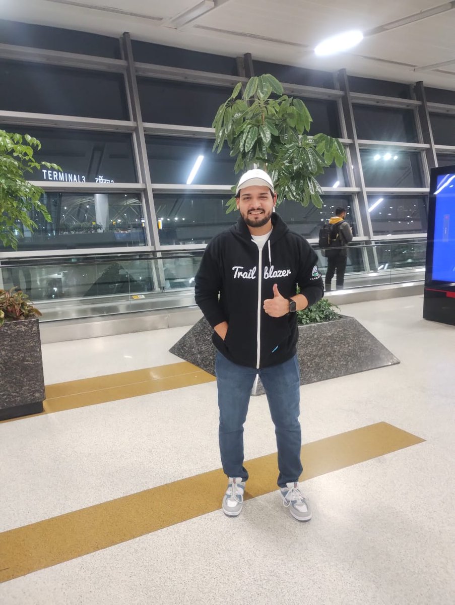 madan_gandharv's tweet photo. Embarking on a journey from Delhi at 02:30 am to Pune! ☀️🏛️ Seeking new experiences along the way. #ATAGTR #DelhiToPune #TravelDiaries #TestingConference https://t.co/3AvmzBy3JV