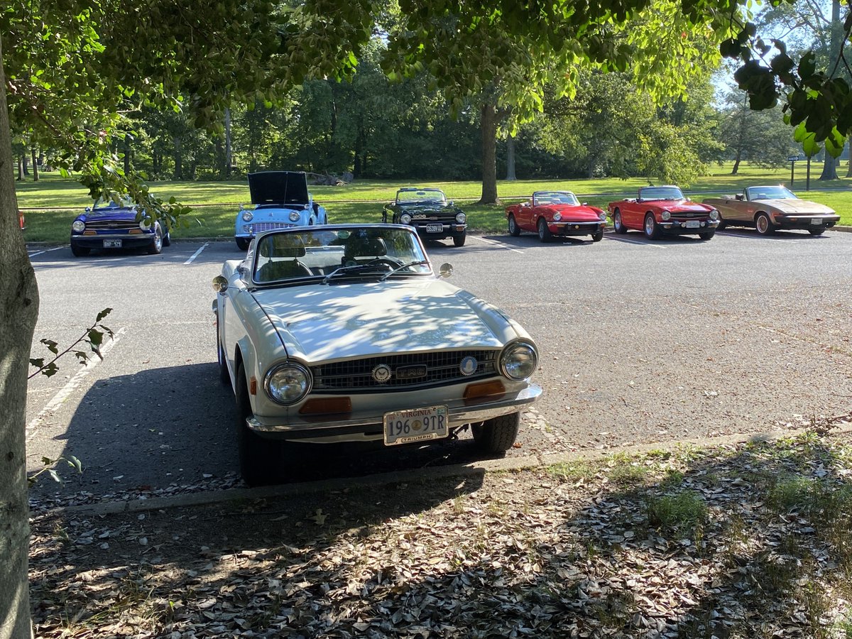 Capital_Triumph's tweet photo. It's #TRsday!
Here's a look back at a few CTR Club events from over the summer and some of the TR's that showed up.
What #Spitfire?
#Triumph #TR2 #TR3 #TR4 #TR5 #TR250 #TR6 #TR7 #TR8 #GT6 #Stag #Herald #Vitesse #Dolomite #StandardTriumph #BritishLeyland #LittleBritishCar https://t.co/nts56Ghw3s