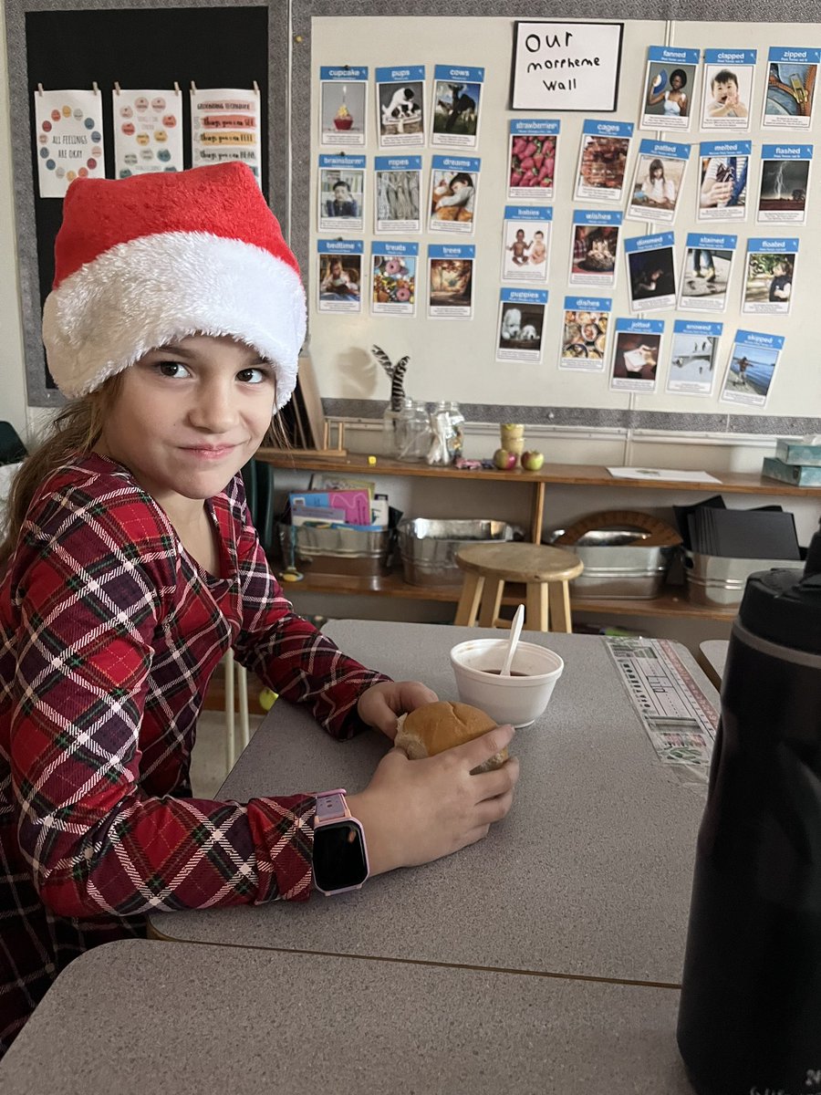 Nimiigwechwendam 

Feeling very grateful for <a href="/SprouleMrs/">MrsSproule</a> knowledge and teachings! 

Thank you for the moose stew and an afternoon of sewing with hide and leather.  @LDSB_Indigenous