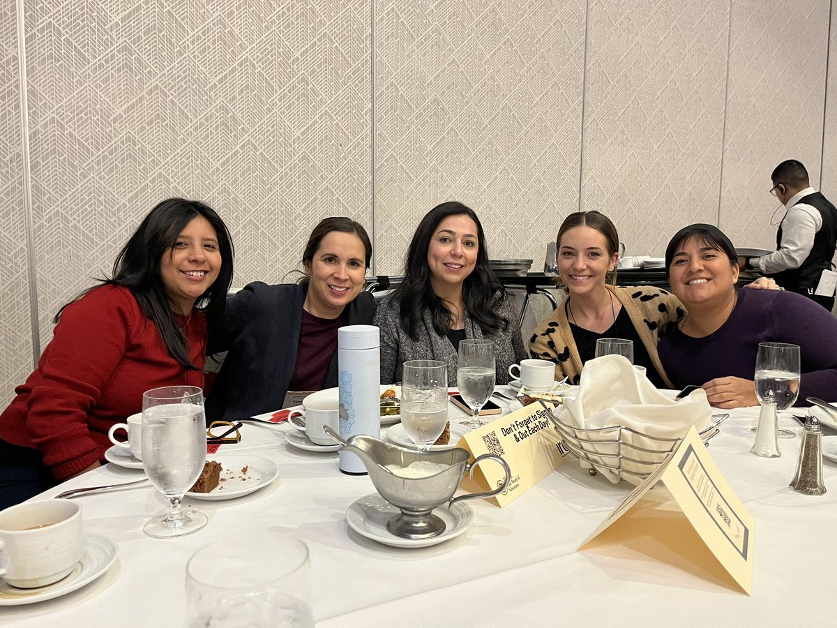 sandycristobal7's tweet photo. District 58 representing at @IL_Resource_Ctr #MultilingualIL23 conference! #dg58pride https://t.co/lq04ou8a0K