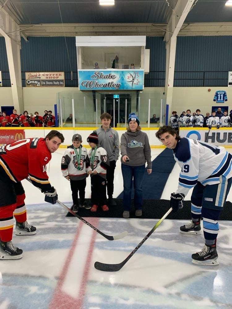 EastMersea4596's tweet photo. 🌟🌟🌟East Mersea night at the Wheatley Sharks game was full of our talented students. From Gr.  3 and 4 hockey players and gr. 8 figure skaters to young flag bearer and alumni making their OHL debut - we have a lot of talent! @WSharksOfficial https://t.co/BnPj7c74Sl