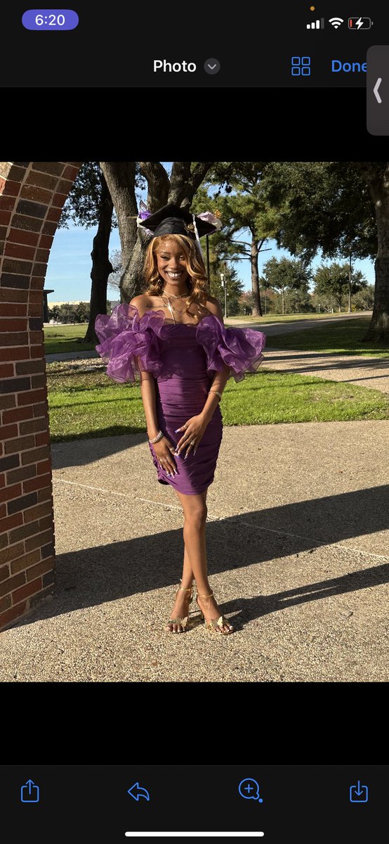 A lil sneak peak 💜💛