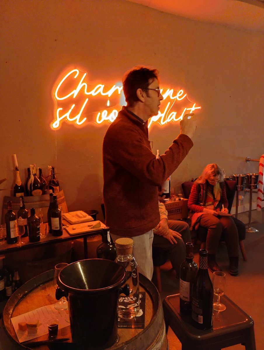 Thank you <a href="/vineyards_wine/">Vineyards Wine Shop</a> for the chance to tell a lovely group of people all about our #dessertcider