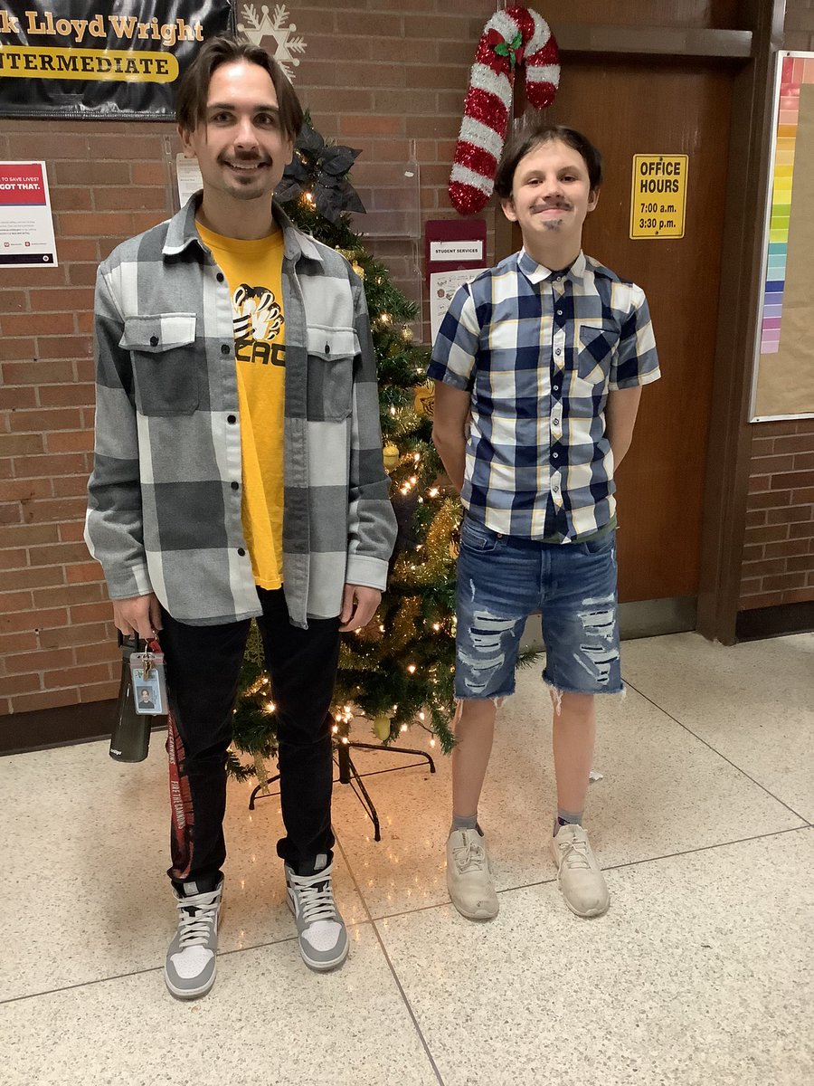 FLWWILDCATS's tweet photo. Would the real Mr. L please stand up, please stand up!ππ #flwwildcats #wildcatwow #WAWMProud #thewestwayforward #spiritweek2023 #spiritweekfun https://t.co/2b6flmBFlP