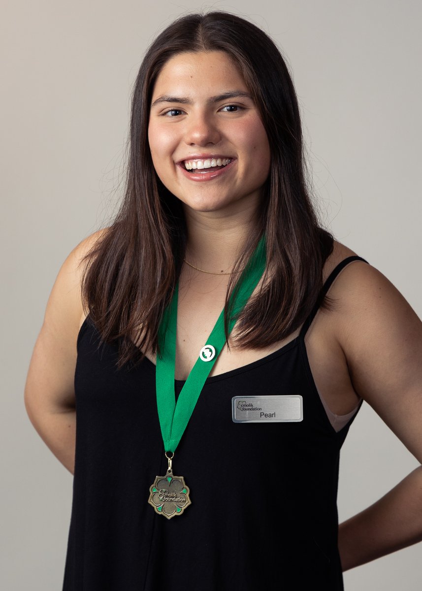 TheCmolikFound's tweet photo. Next up, we are welcoming Pearl Pratico as another of our 2023 Cmolik Scholarship recipients. Pearl graduated from Revelstoke Secondary and is attending the University of Calgary to study law and society. @RevelstokeSec @TheCmolikFound @UCalgary https://t.co/lZovmR3yle