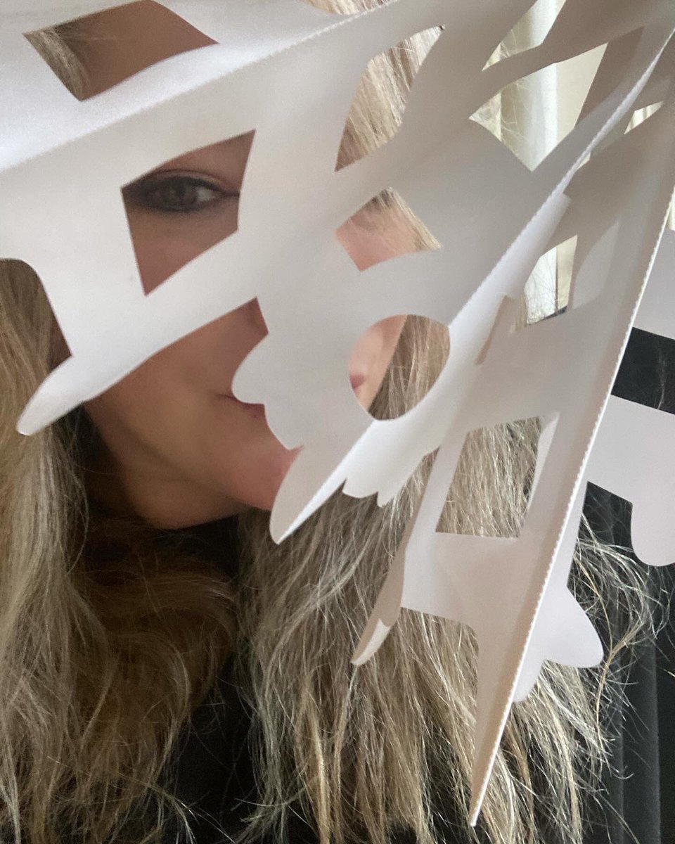 Jane Roberts tweet media