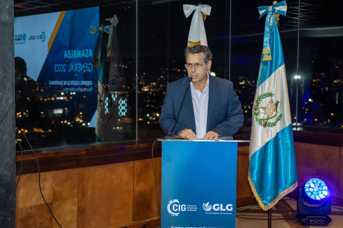 LogisticaCIG's tweet photo. Desde la Gremial Logística de Guatemala nos mantenemos con el compromiso de generar esfuerzos y acciones en pro de la logística nacional. 🇬🇹 https://t.co/W1YHiNdxkx