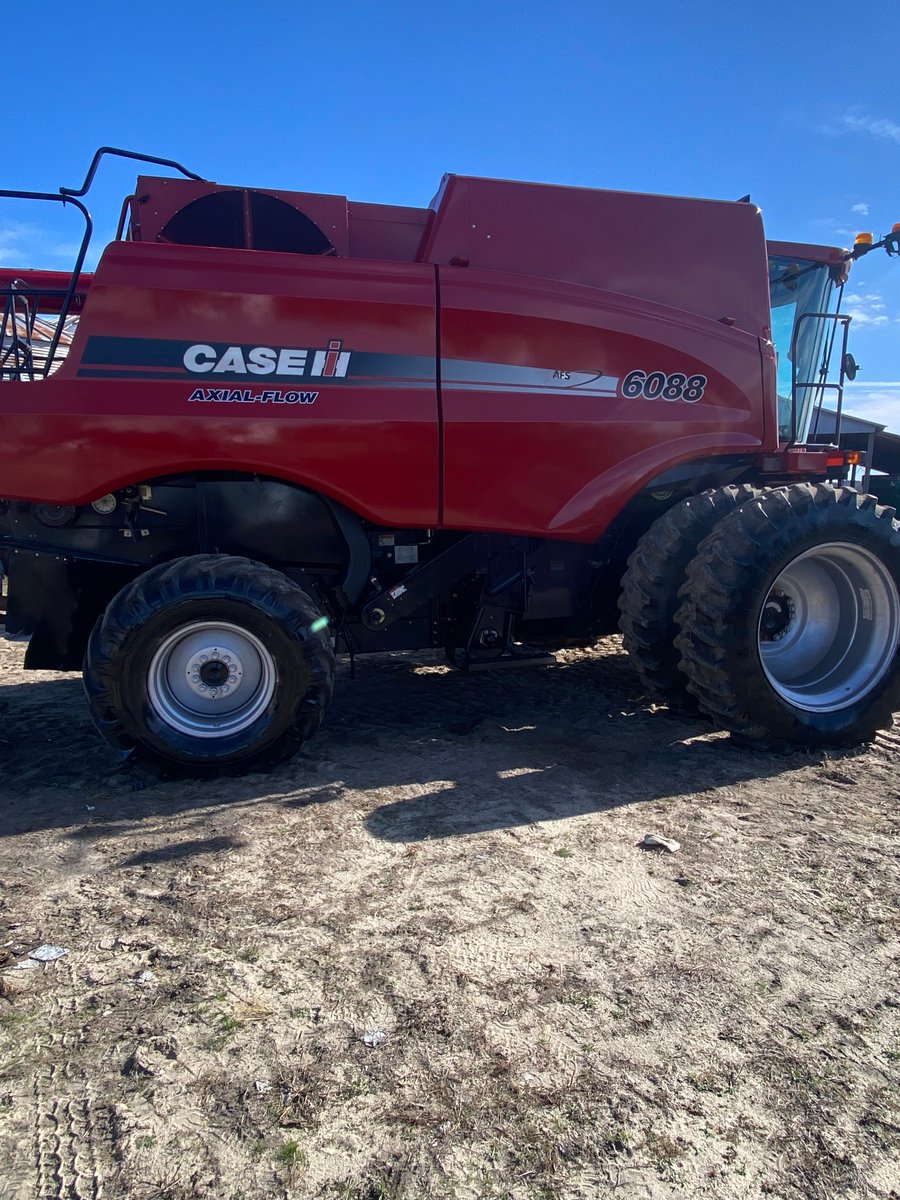 ck_hardin's tweet photo. 6088 combine for sale. Very nice machine
DM for details and price. Retweets appreciated #agtwitter https://t.co/rRwJbowCo6