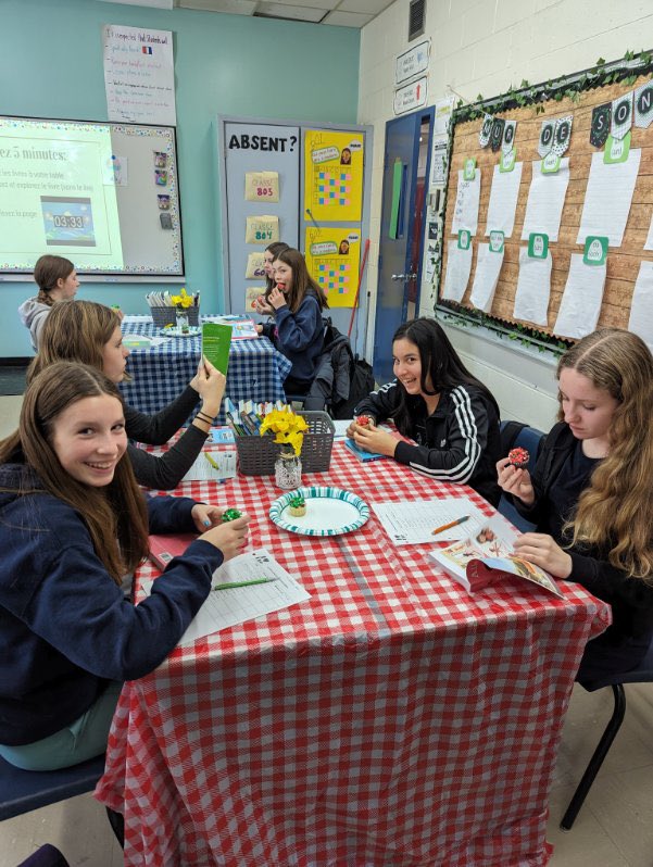 MsMorash802's tweet photo. Mme Brother’s spectacular book tasting happening today in FLA @Brooksidejh @HrceLiteracy @AshleyNorHRCE https://t.co/SspSSER8bp