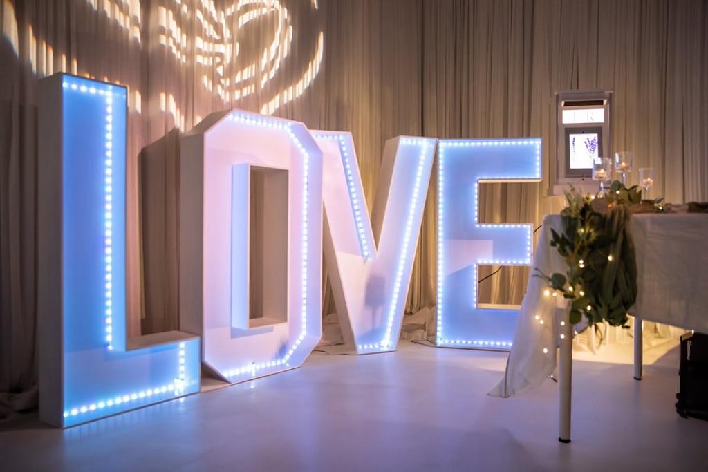 HDHProductions's tweet photo. Now in stock: LED and non LED ‘Love’ letters.  Please see the website for more information- link in bio.  #loveletters #wedding #weddingdecor #weddinginspiration #weddingdecoration #engagementdecoration #events https://t.co/jrlHnisl2R