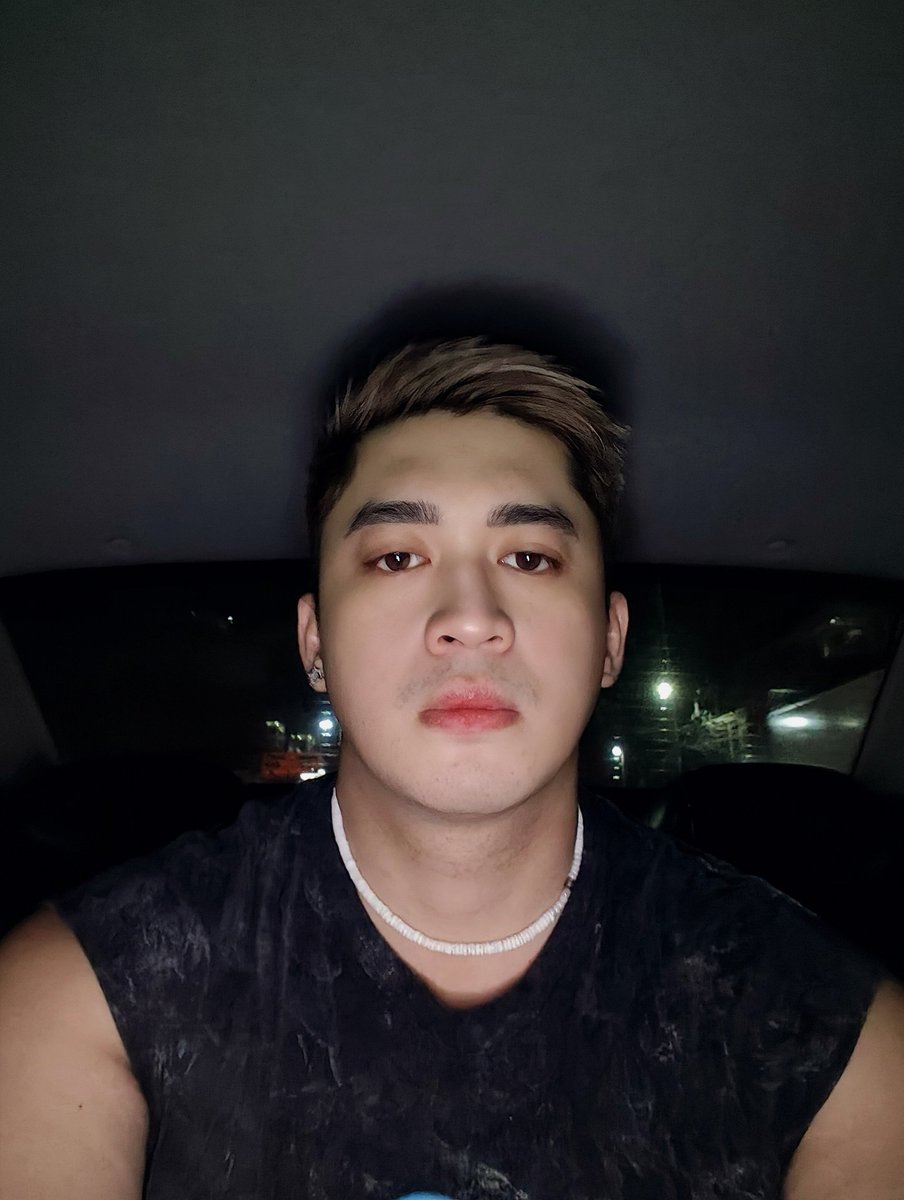 lloydara21's tweet photo. nyt 👽 https://t.co/vvlyLbVO6n