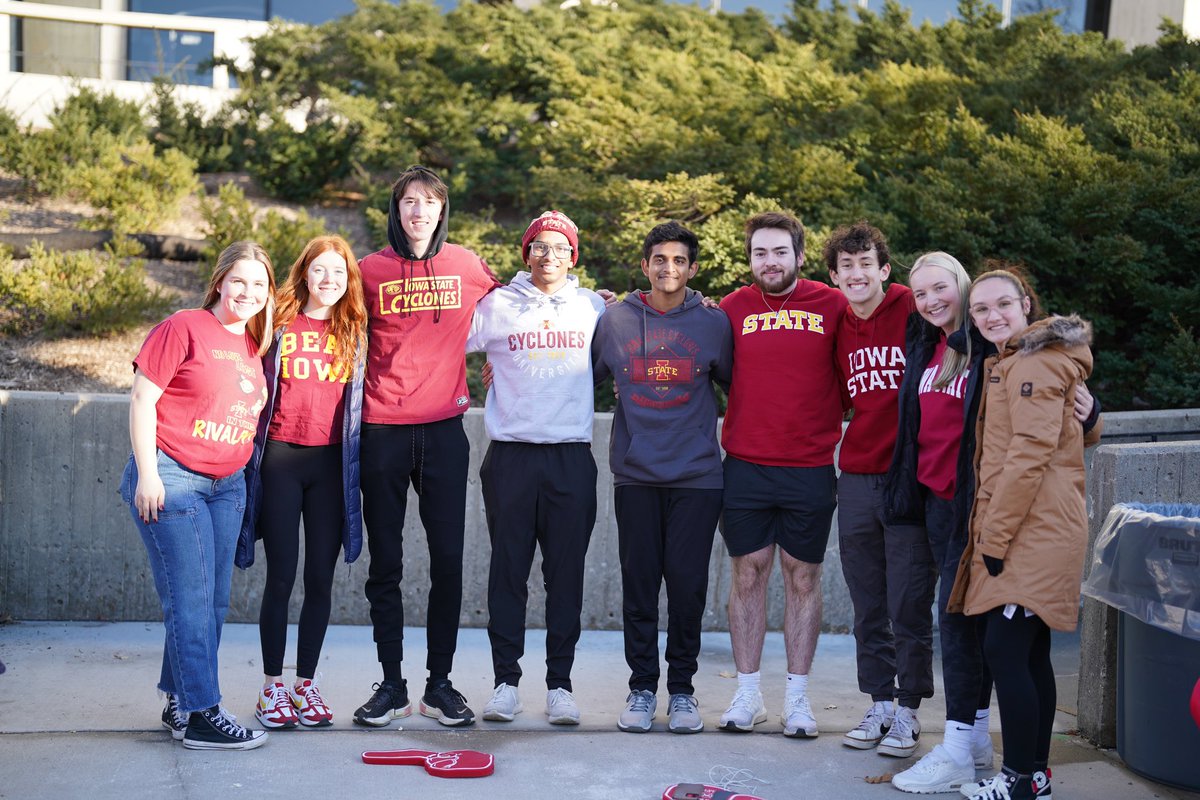 CycloneATH's tweet photo. In come the students 🤩 https://t.co/yiOxtzttLv