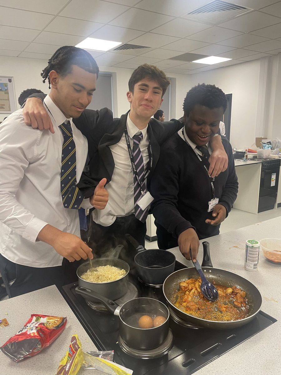 12 weeks ago @FBS_SixthForm could barely flip pancakes and now they’re turning basic noodles into gourmet meals. Well done!👏🏻