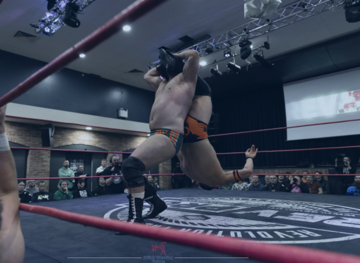 ChuckMambo's tweet image. #SUNSHINEMACHINERULES🌞🤖🤘 

📸 @britwrespics