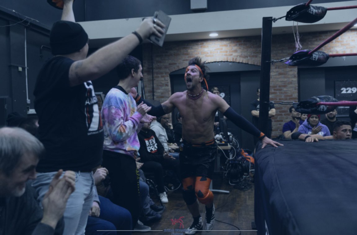 ChuckMambo's tweet image. #SUNSHINEMACHINERULES🌞🤖🤘 

📸 @britwrespics