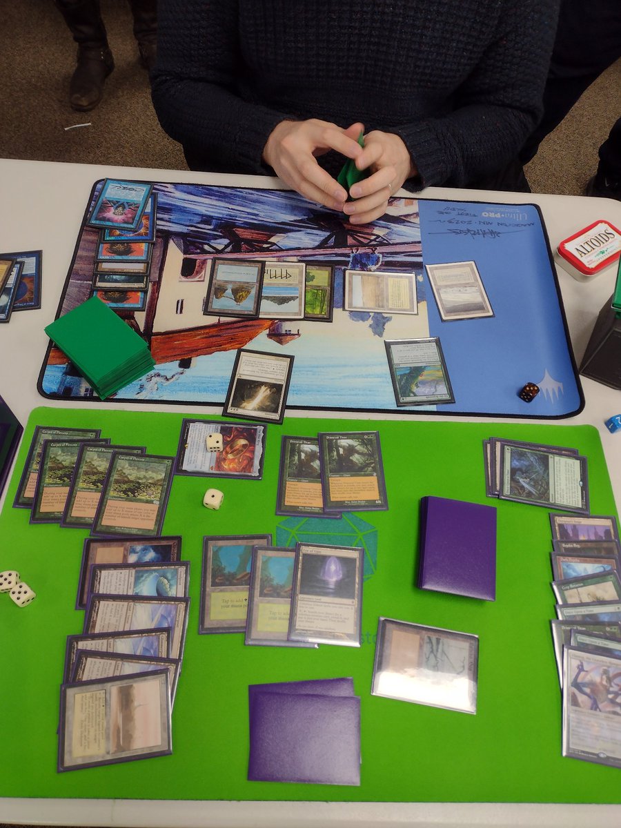 m4n4_st4tion's tweet photo. Enough carpet for the whole house. This was turn 2 (time). Needless to say i ended up taking turns 4 and 5.
#emrakul #mtglegacy #monogreen https://t.co/Jp6TKxEYgn