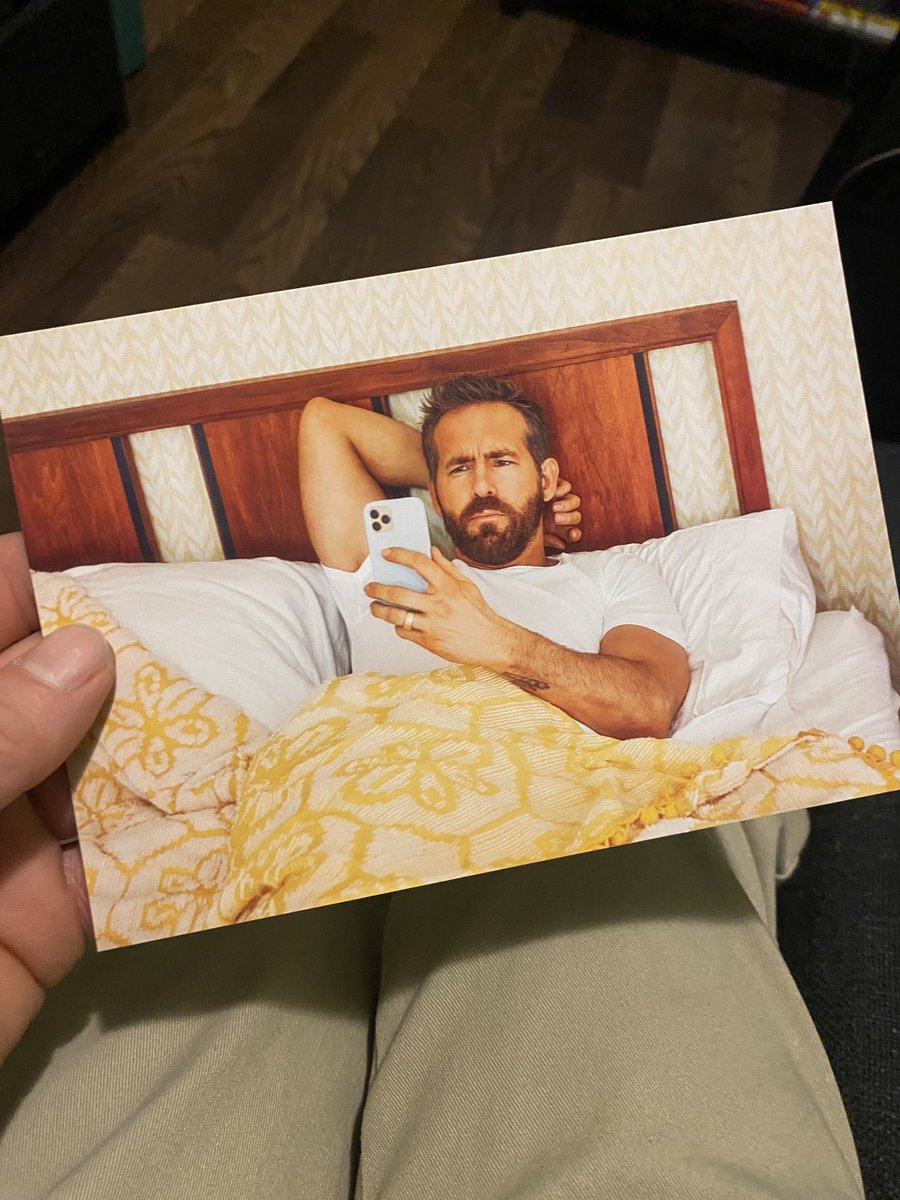 TimMarraMusic's tweet photo. @VancityReynolds @Mintmobile the boss said get your own husband! 🤣 thank you for the card and the ornamint!!! https://t.co/8iTlETPyiR