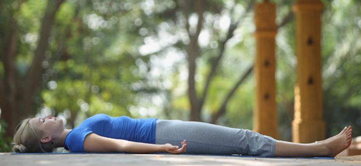 Shavasana: The Art of Complete Relaxation

buff.ly/3RusS4i 

#Shavasana #Yoga #YogaPose #Yogasana #Fitness #YogaforBeginners #CorpsePose #YogaforHealth #Wellness