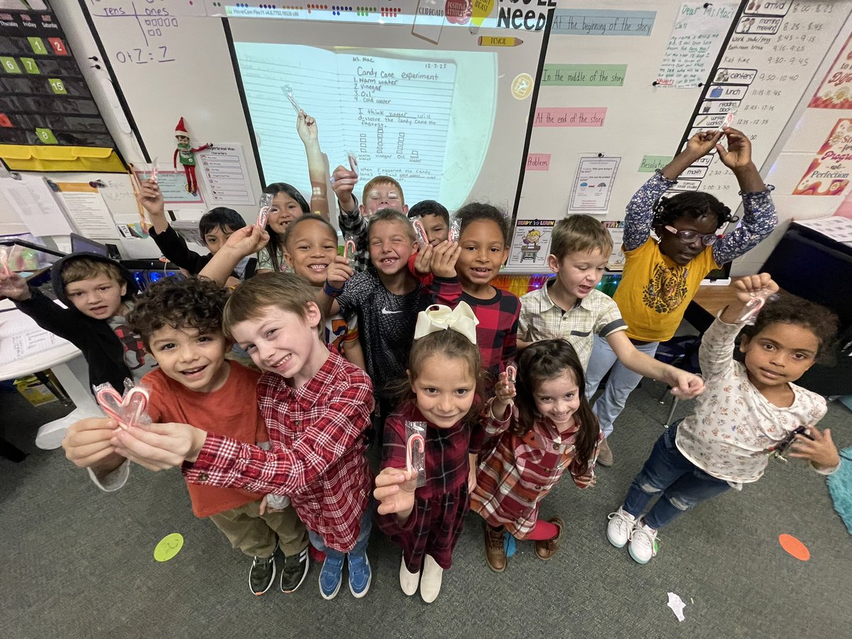 Today’s candy cane experiment! What liquid will dissolve the candy cane the fastest? The kids loved this and I loved hearing their hypothesis! <a href="/WillisSchools/">Willis ISD</a>