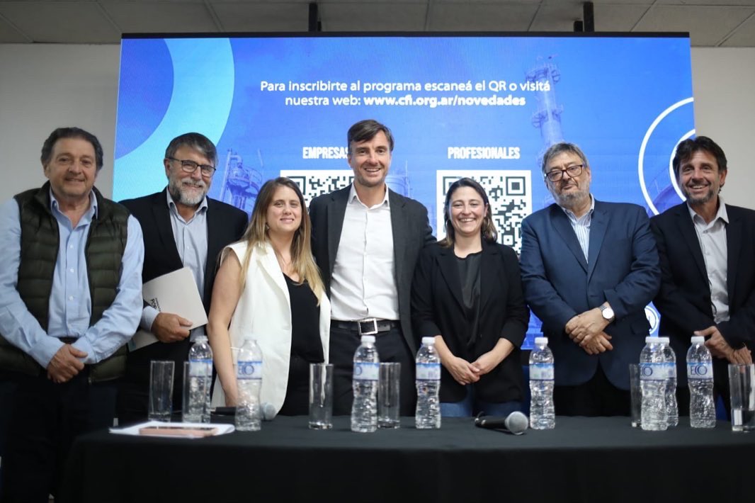 🇦🇷♻️Producción sustentable  

Presentamos el Programa Federal de Acciones Sustentables para Actividades Productivas. Su propósito es promover el cuidado del ambiente impulsando la economía circular e incentivando a que  MiPyMEs mejoren su competitividad y gestión ambiental 💪🏽