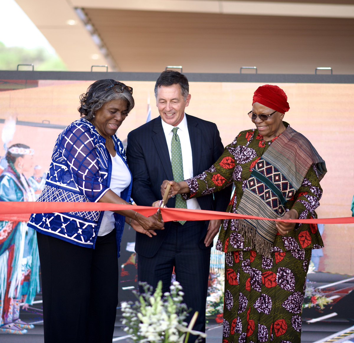 What an honor to take part in the opening of the new U.S. Embassy in Namibia. This state-of-the art architectural gem draws inspiration from the Kalahari Desert, Damaraland’s sandstone formations, and the Sossusvlei dunes. It will serve as a platform to advance our shared…