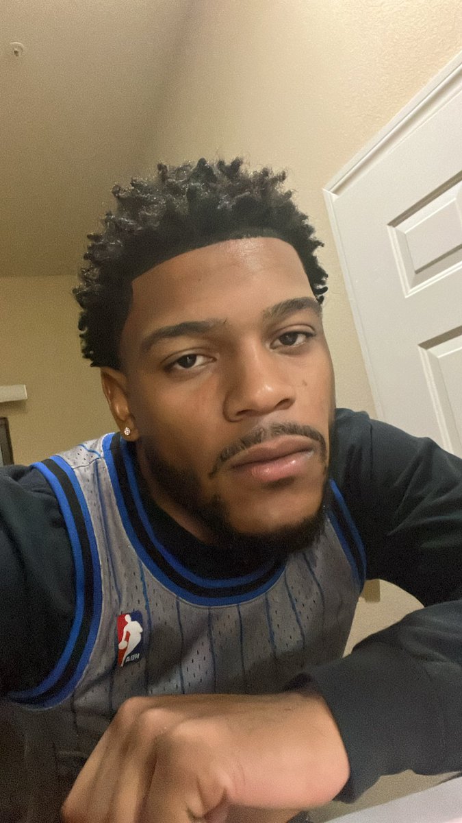 Who be outside 👀?