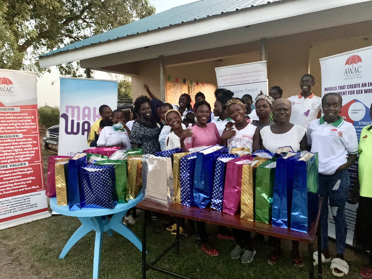 awacuganda's tweet image. 📣 Wrapping up our enlightening sessions on the link between climate change, SRHR, and GBV in Rhino camp —Terego &amp;amp; Madiokollo district, thanks to the #MakeWayProgramme! Today, our young participants took a moment to ponder on the valuable three-day learning experience. They…
