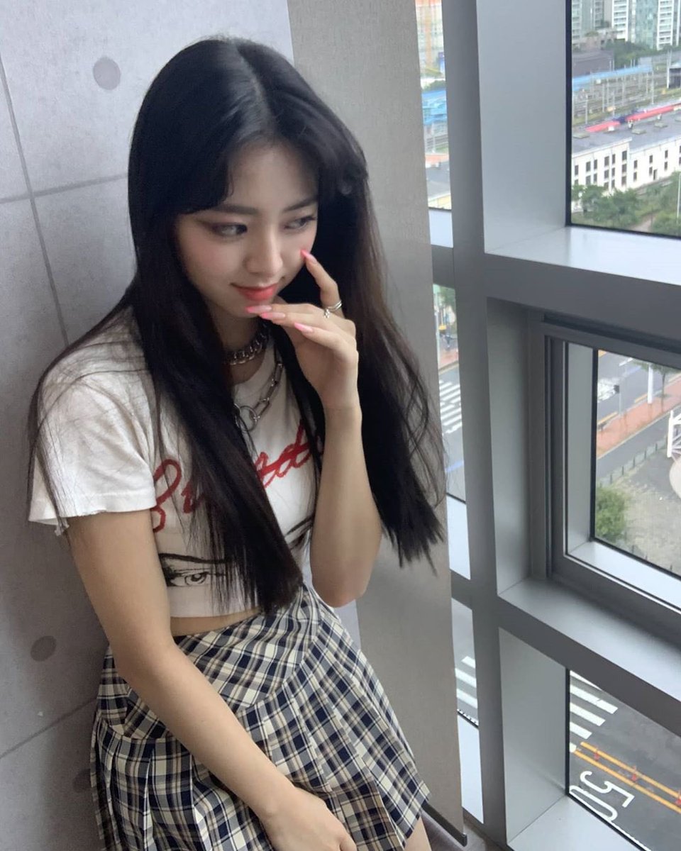 psyretrozip's tweet image. it’s #𝐜hr𝕚stmā𝕤ーsᥱa𝐬o͜͡n y @savegecore lo sabe muy, pero muy, bien. por eso no me sorprendió mirar el anuncio del next #𝐬āvagᥱ가다·rēt𝕦rn! ahora solo me resta disfrutar de los #fo͜͡revᥱr·𝕥u𝕟ēs ❄️♡ con un de chocolate caliente.

#𝙰męlia’s pin𝕜y 🎀 세계 !  ๑ ˚ ˖