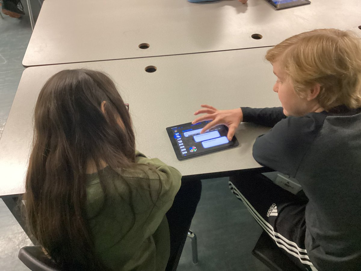 Our STEAM students showed off their globally recognized Outreach programming to over 150 Gr. 8 students. They ran 5 workshops on coding, iMovie, stop motion animation, programming &amp; App development. Applications for the 2024/25 STEAM are open. nearnorthschools.ca/west-ferris/ap…
