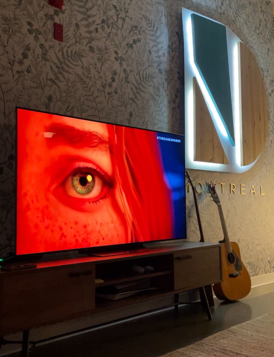 DONTNOD_Michel's tweet image. We were watching the reveal at the studio with the team. 
I’m so happy to finally show you glimpses of our new characters! 
💚🧡💜💙