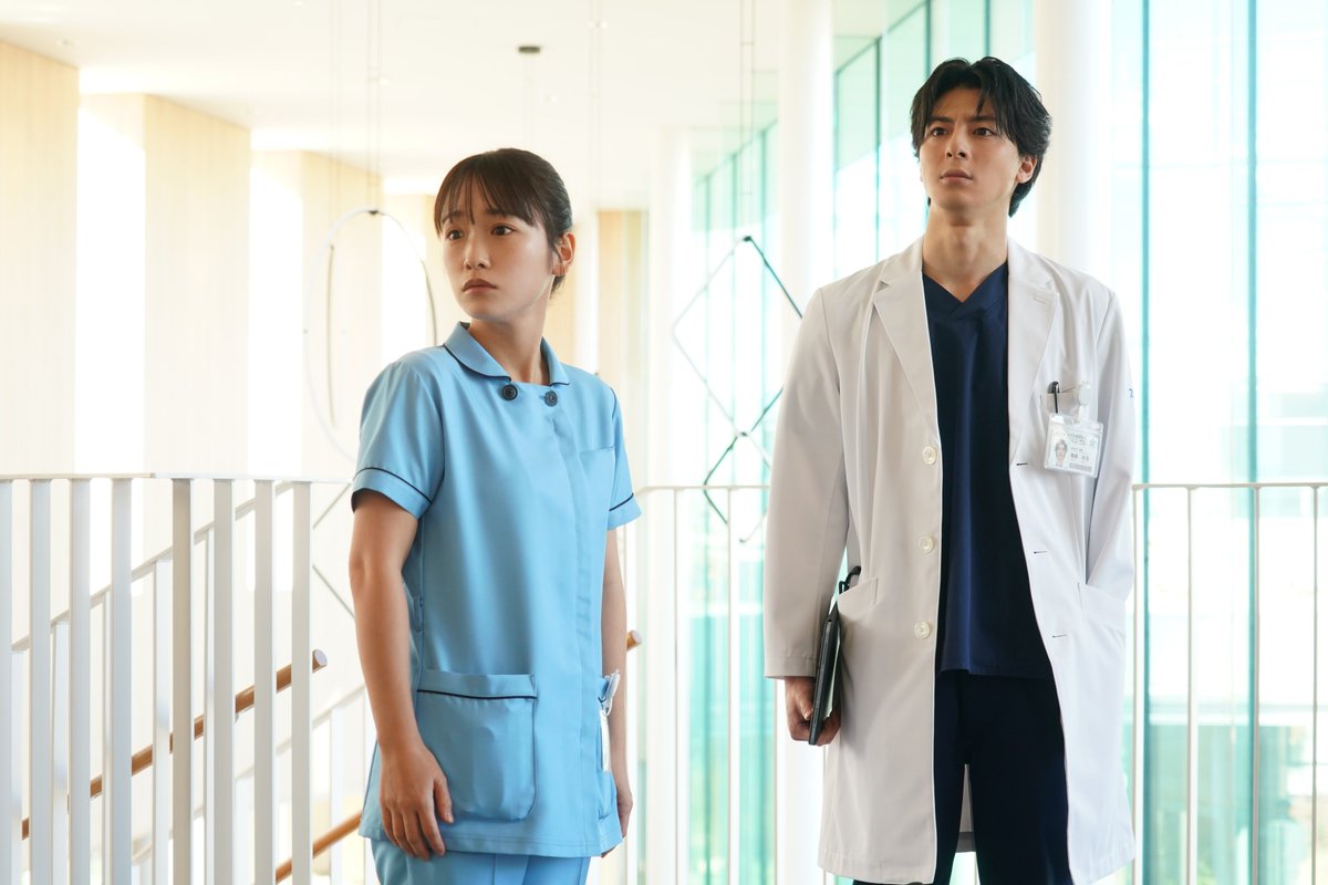oricon's tweet photo. ＼新キャスト発表／
📺 #川栄李奈、#高杉真宙 出演
日テレ新ドラマ『#となりのナースエイド』

水野美紀、矢本悠馬、吉住が
川栄と働くナースエイド(看護助手)に✨
https://t.co/6PcAWMyj7k

川栄李奈は新人ナースエイド、
高杉真宙はイケメン外科医役🏥
https://t.co/XeTUqMs7fr

@tonari_ntv https://t.co/Ite7VE7WBa