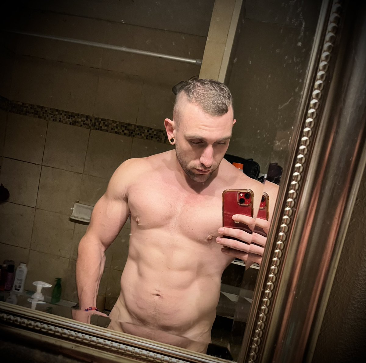 Yourdirtysecre4 tweet picture