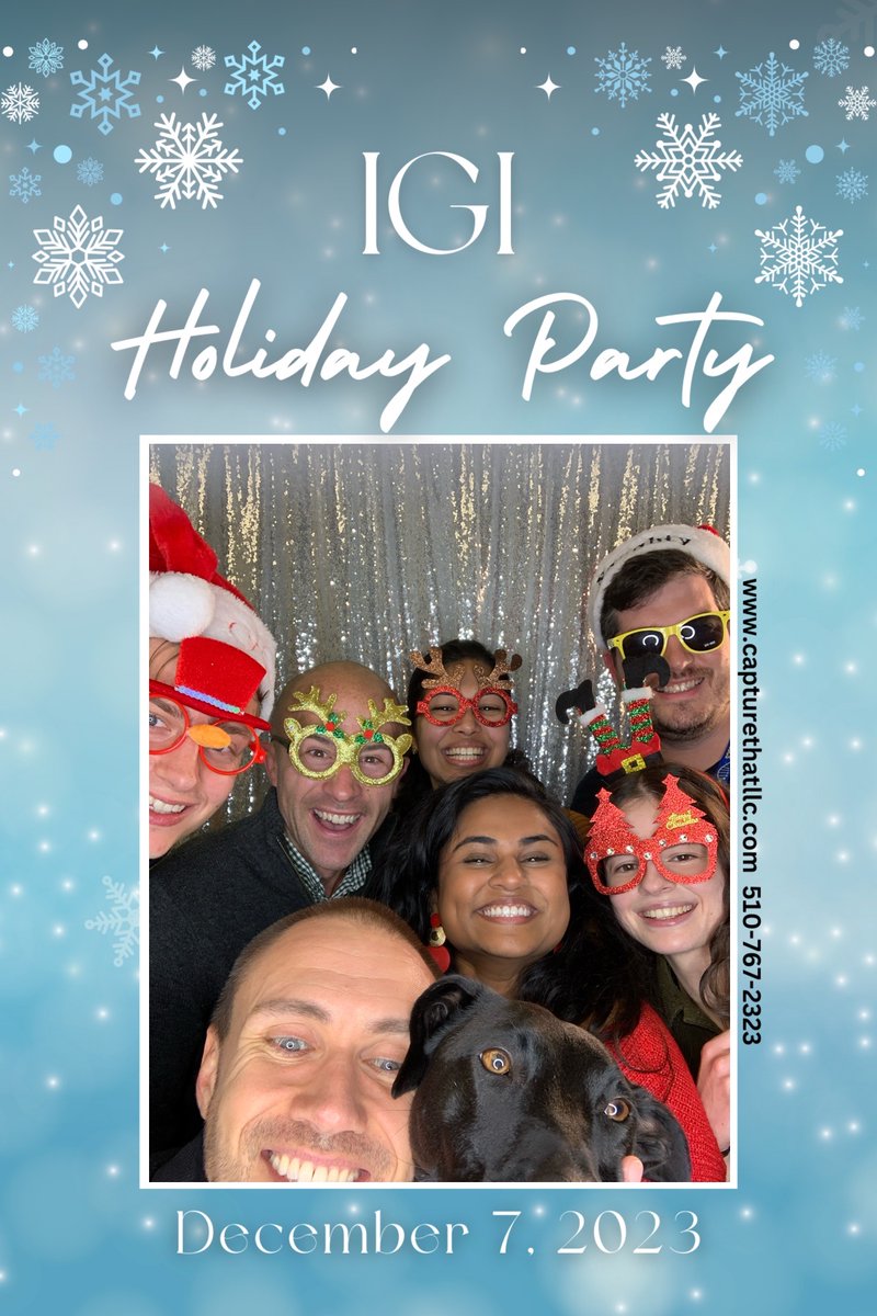 Happy Holidays from the Wilson Lab ❤️❄️
 I wonder what Santa will be DELIVERing for us 🎅🏾🎄