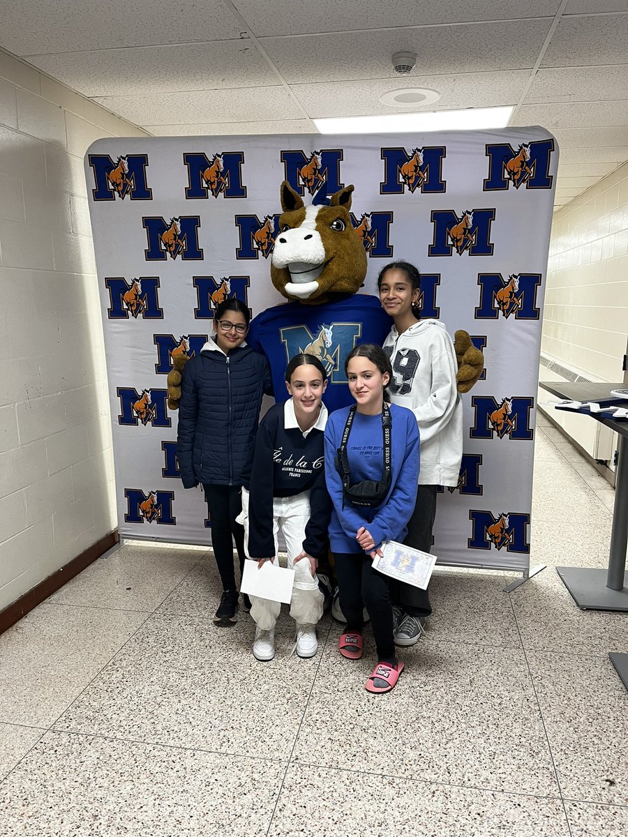 Who doesn’t want a picture with Morris? <a href="/talbot_trailps/">Talbot Trail PS</a>