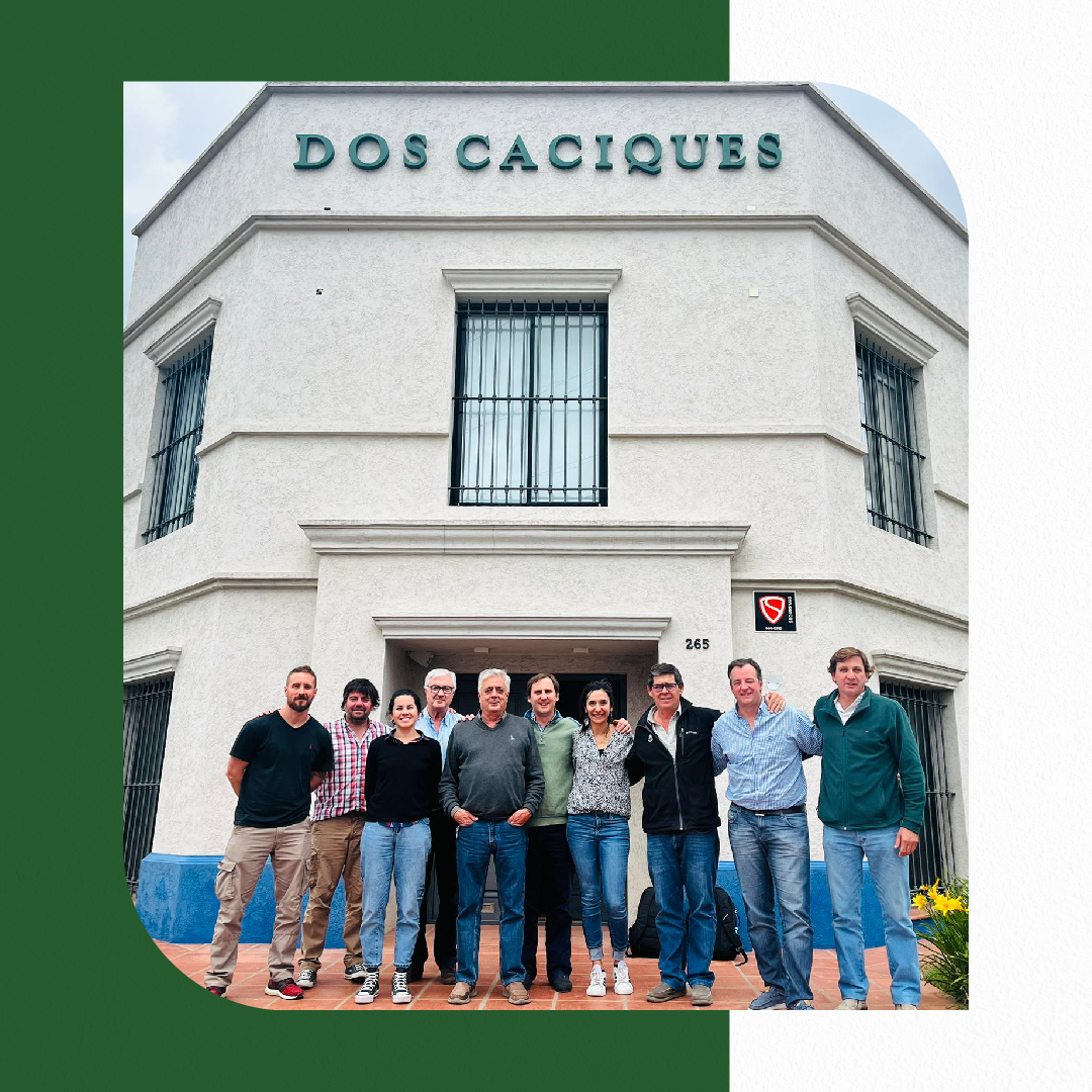 DosCaciquesSRL's tweet photo. En los últimos días recibimos a los diferentes equipos comerciales de @Bayer4Crops @AgroBayerAR 🌱

Reuniones con mucho intercambio para analizar lo pasado y potenciar lo que se viene 🤝 ¡Gracias a todos por la visita!

#somosdoscaciques #bayeragro https://t.co/aWrUbSVZSp