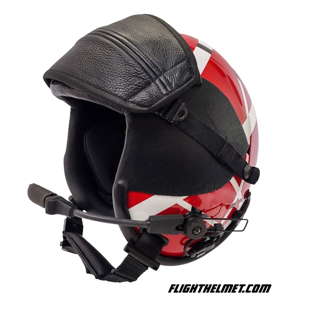 FlightHelmets's tweet photo. This custom Van Halen-themed paint job ✨came out 🔥! Our customer was stoked 🤩 and we are too. Check out the full setup details on our new Flight Helmet Showcase page. 💻 #FlightHelmet #FlightHelmets https://t.co/ymKAgLAZH1 https://t.co/pDP6N5OCH1