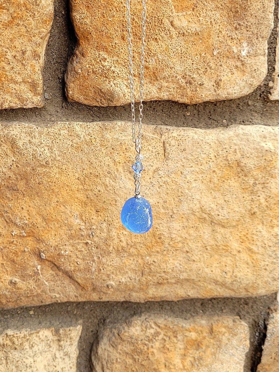 A #Seaham gem of #periwinkle! Genuine periwinkle #seaglass or #cornflowerseaglass, CZ & sterling #silvernecklace etsy.com/listing/161526… #seaglassjewelry #genuineseaglass #periwinkleseaglass #seaglassnecklace #seahamseaglass #seaglasspendant #surftumbled #blueseaglass
