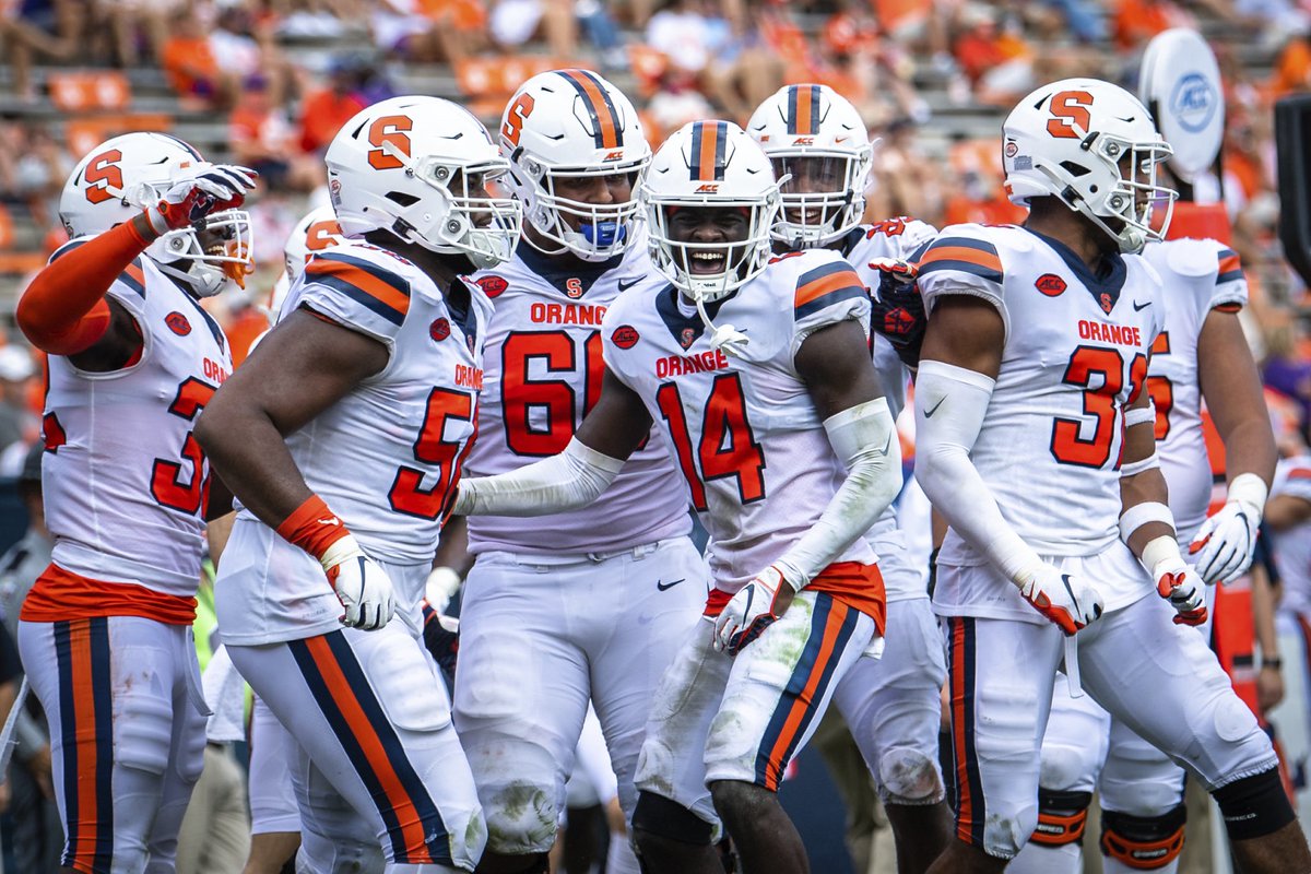 Blessed to received an offer from Syracuse!! @RivalsPortal @RecruitGeorgia