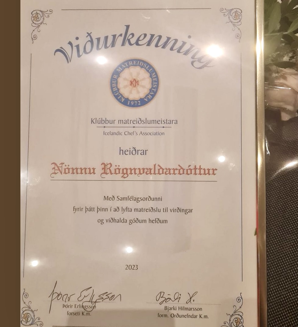 nannaro's tweet photo. Tonight I was awarded a medal by the Icelandic Chef's Assonciation for my contribution to Icelandic cooking and preserving traditions. I'm humbled and happy. https://t.co/3BGJZJ9UVT