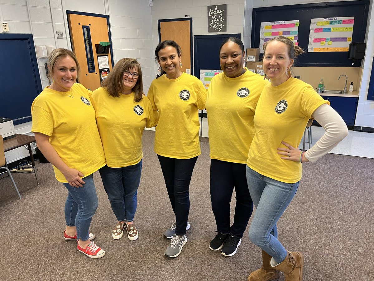 Lindsey Daniel (@spark4stem) on Twitter photo If twinning is winning, then quintupling is quintessential! <a href="/SedaliaParkES/">Sedalia Park Elementary School</a> If twinning is winning, then quintupling is quintessential! <a href="/SedaliaParkES/">Sedalia Park Elementary School</a>