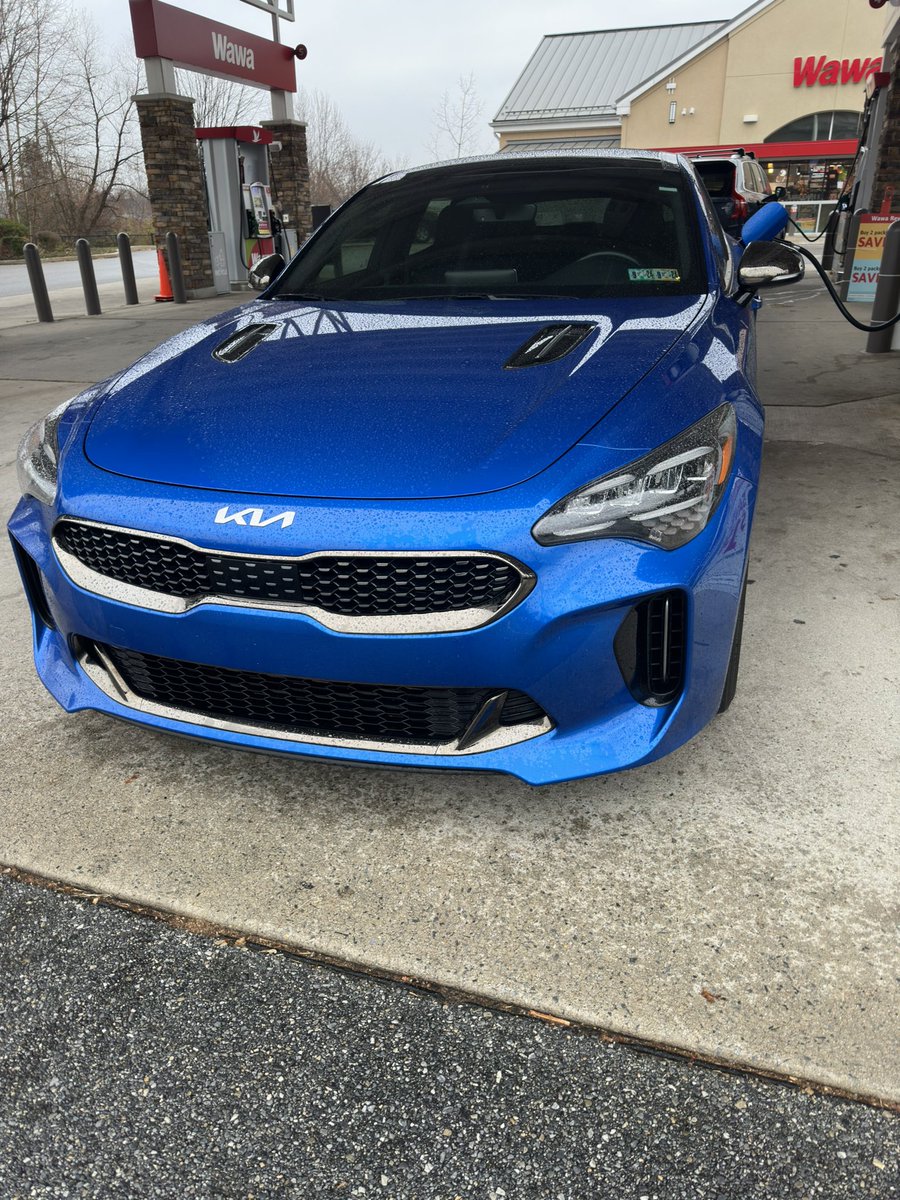 jpd1189's tweet photo. Love my new Stinger GT! #Stinger #TwinTurbo https://t.co/duIFPv16xD
