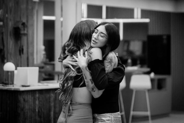TEAMPILARLLORI's tweet photo. SOLO PUEDO DECIR QUE NAOMI TIENE QUE SER LA GANADORA POR @Pilarllorii Y POR ESA AMISTAD
#NAOMIGANADORA #GHVIPGALA13 
♥️♥️♥️♥️ https://t.co/WipIfNF9gy